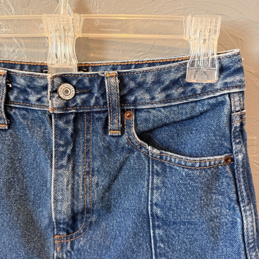 Abercrombie & Fitch Zoe Natural Rise A-Line Denim Mini Skirt Raw Hem 26/2 - Picture 4 of 8